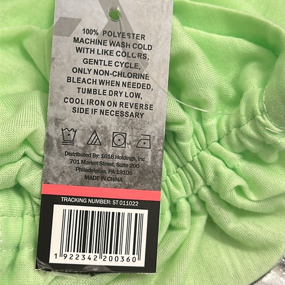 NWT- Series 8 fitness sleeveless active tank top crop shirt, Size L - Picture 10 of 10